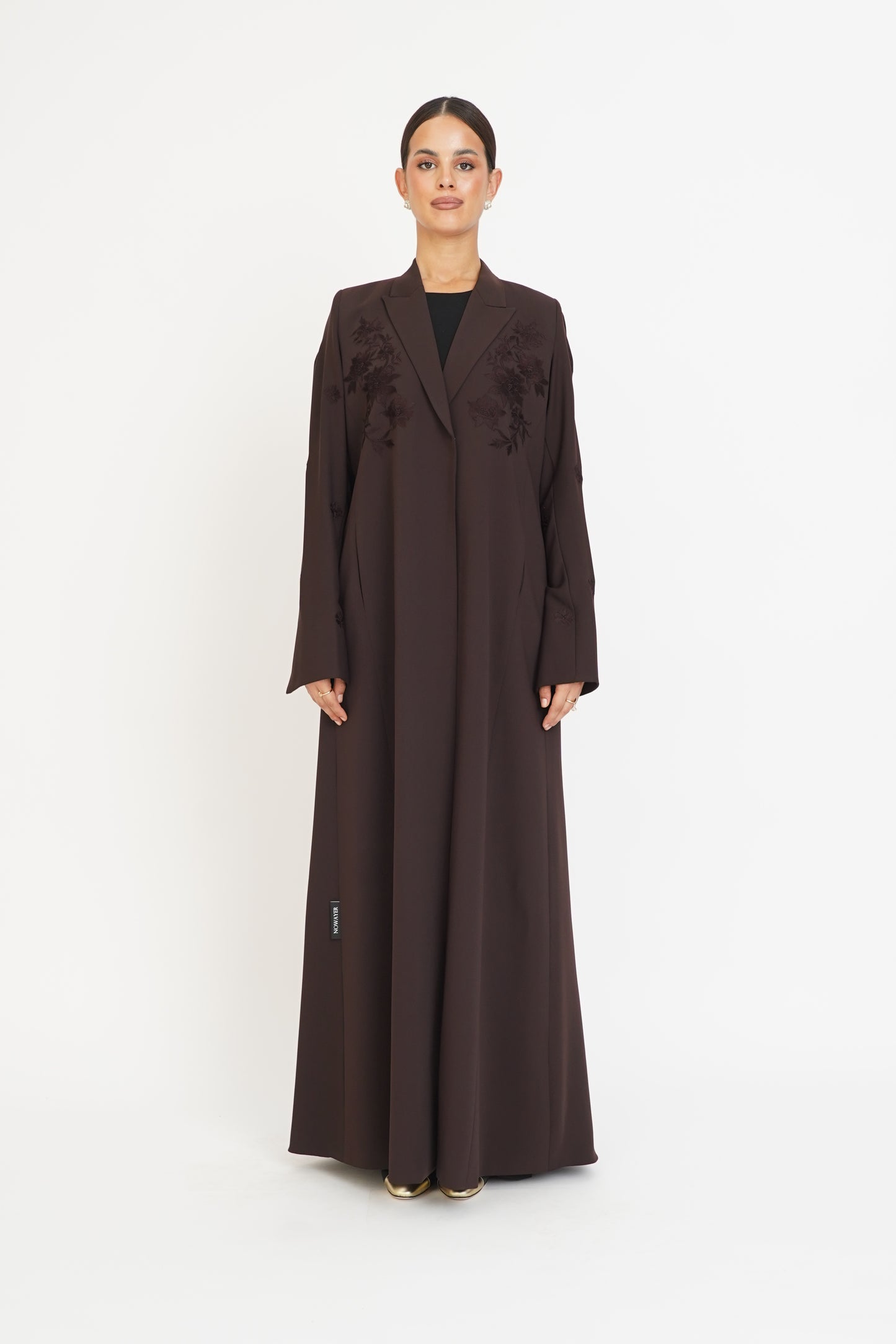 Azalée Brown