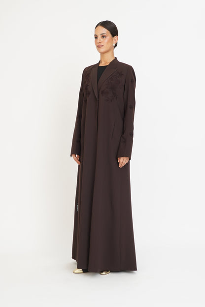Azalée Brown