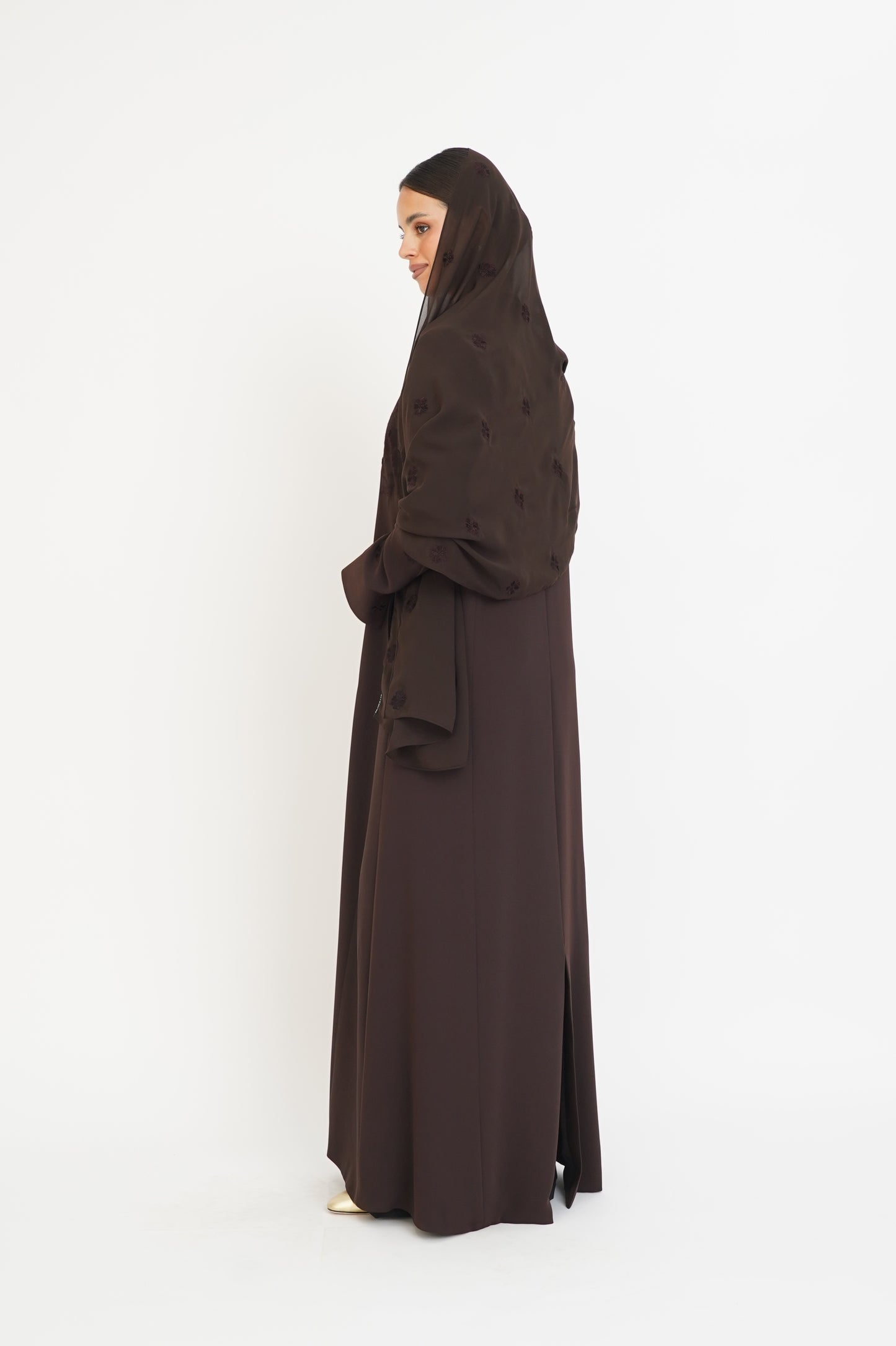 Azalée Brown
