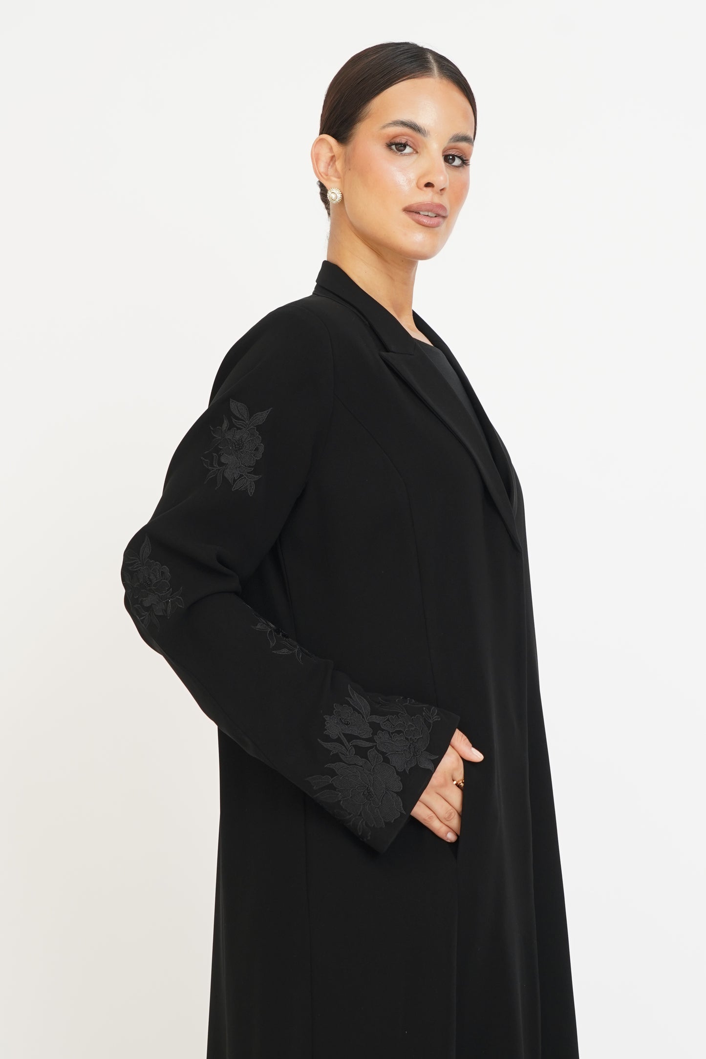 Églantine Black Matte